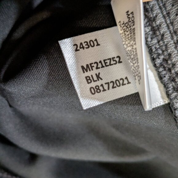 Peter Millar Men's Medium Hyperlight Weld Hybrid 1/2 Zip Golf Jacket Bali Hai - Picture 4 of 12